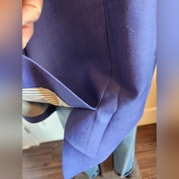 Gorgeous Wool and Silk J. Crew Women's Blazer Size 4 - Picture 7 of 13